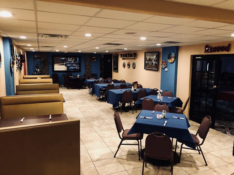 El Tipico Restaurant interior