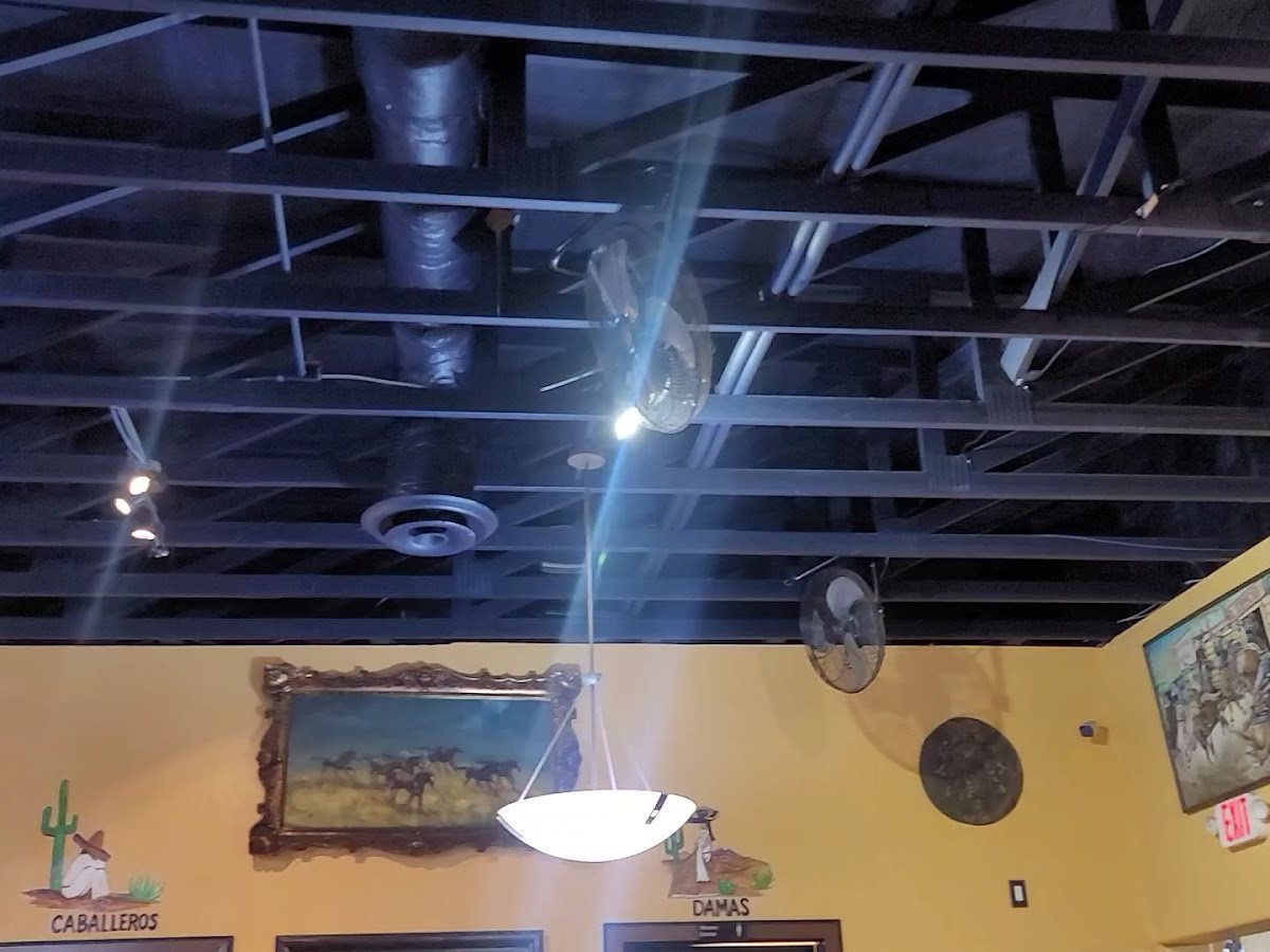 El Tipico Restaurant